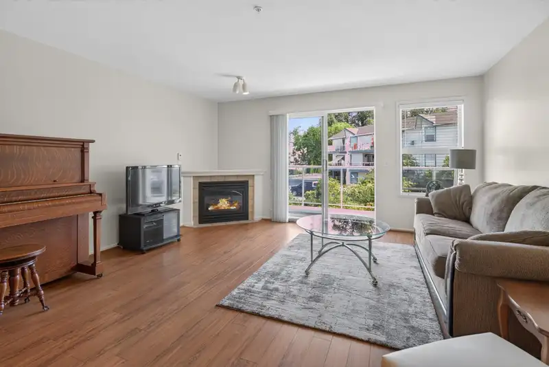 220 27358 32 AVENUE - photo 4 of 33