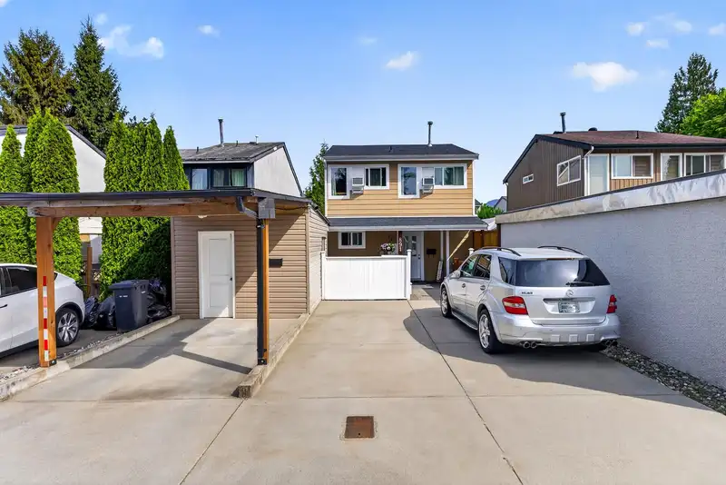 891 PINEBROOK PLACE - photo 3 of 40