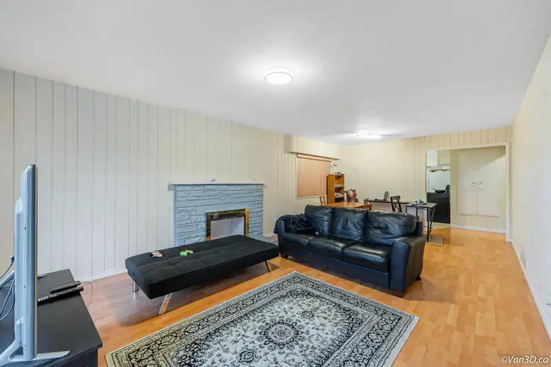 8288 12TH AVENUE - photo 3 of 12