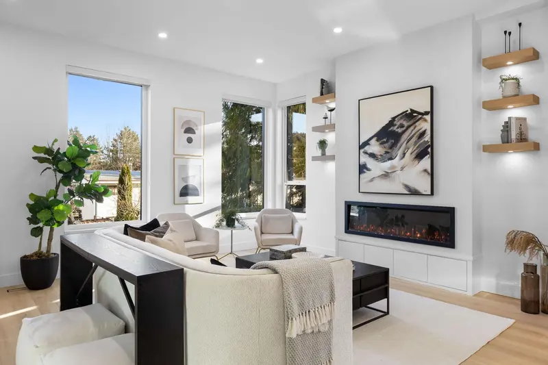 4 1536 DUTHIE AVENUE - photo 3 of 25