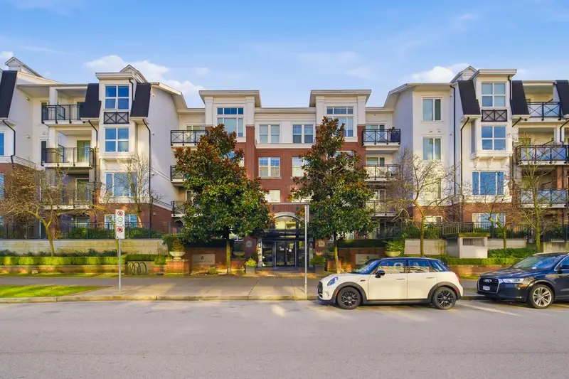 117 9388 MCKIM WAY - photo 2 of 25