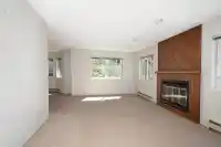 3494 LAUREL STREET - thumbnail 4