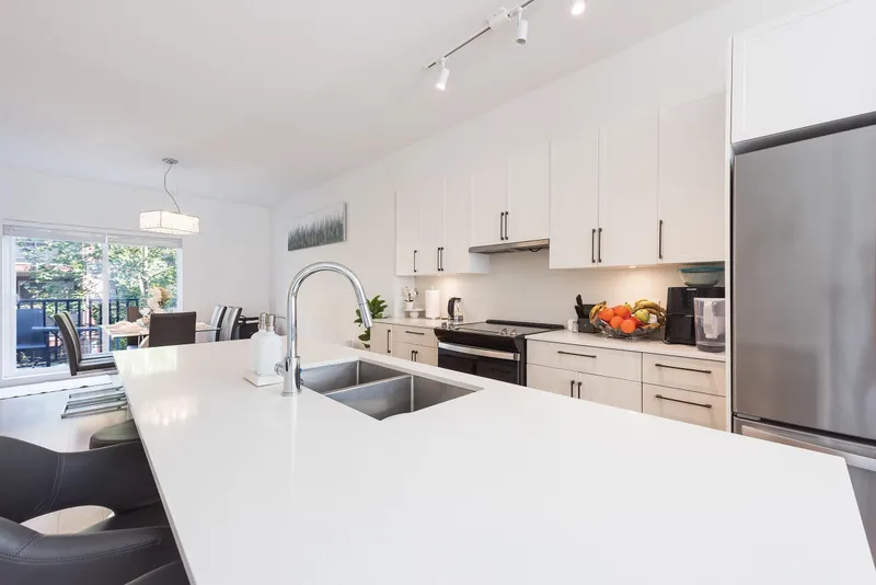 406 2267 MCKENZIE ROAD - photo 3 of 25