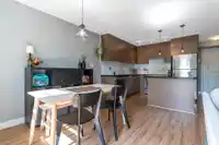 211 15735 CROYDON DRIVE - thumbnail 9