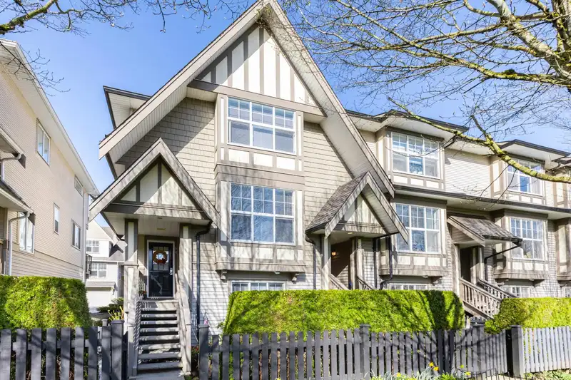 51 8089 209 STREET - photo 1 of 40