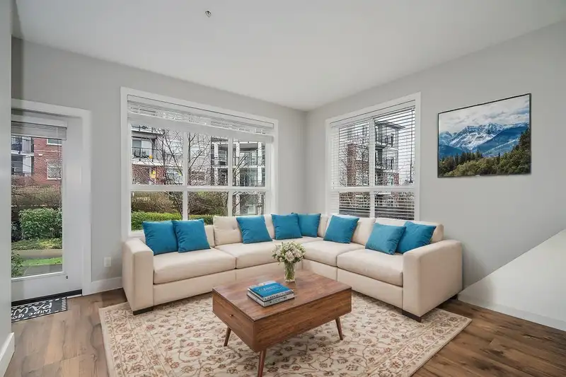 111 6468 195A STREET - photo 3 of 34