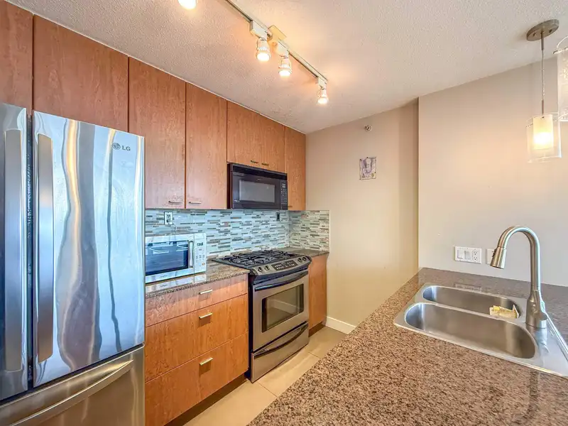 1403 7063 HALL AVENUE - photo 4 of 27