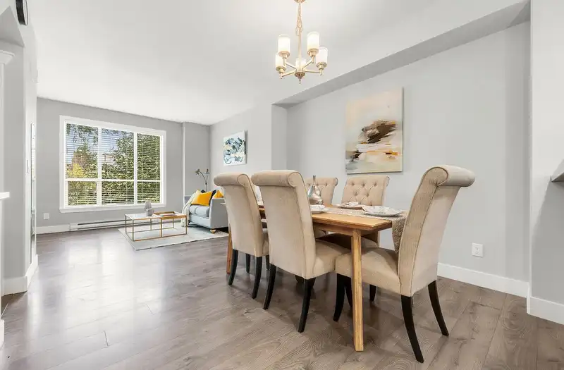 68 15405 31ST AVENUE - photo 3 of 33
