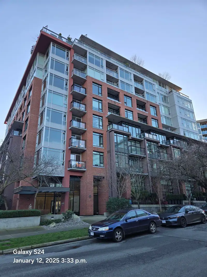 604 2321 SCOTIA STREET - photo 1 of 10