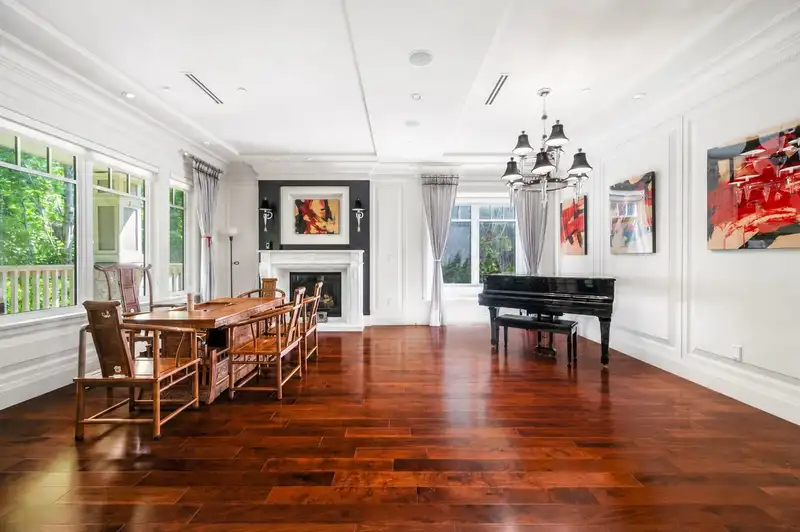 1168 W 37TH AVENUE - photo 3 of 35