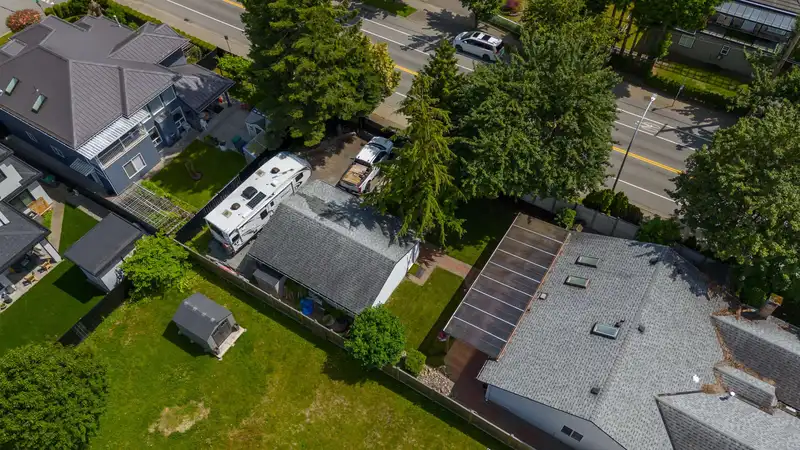 9218 158 STREET - photo 3 of 40
