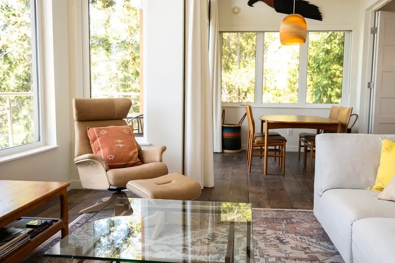 6815 SANDY HOOK TRAIL - photo 3 of 25