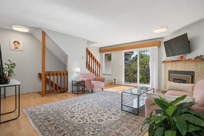 4 220 W 16TH STREET - photo 1 of 40