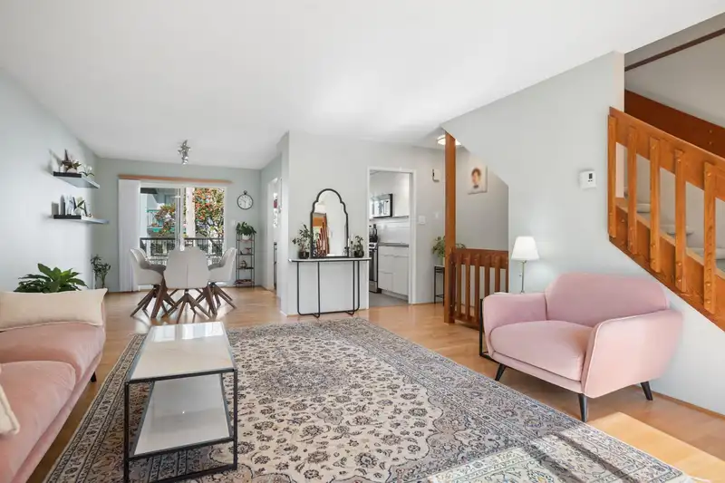 4 220 W 16TH STREET - photo 2 of 40