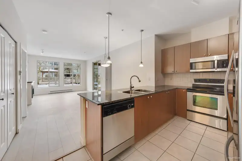 125 15380 102A AVENUE - photo 2 of 35