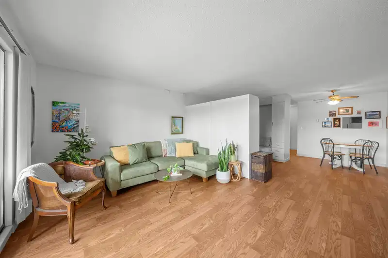 107 17661 58A AVENUE - photo 3 of 23