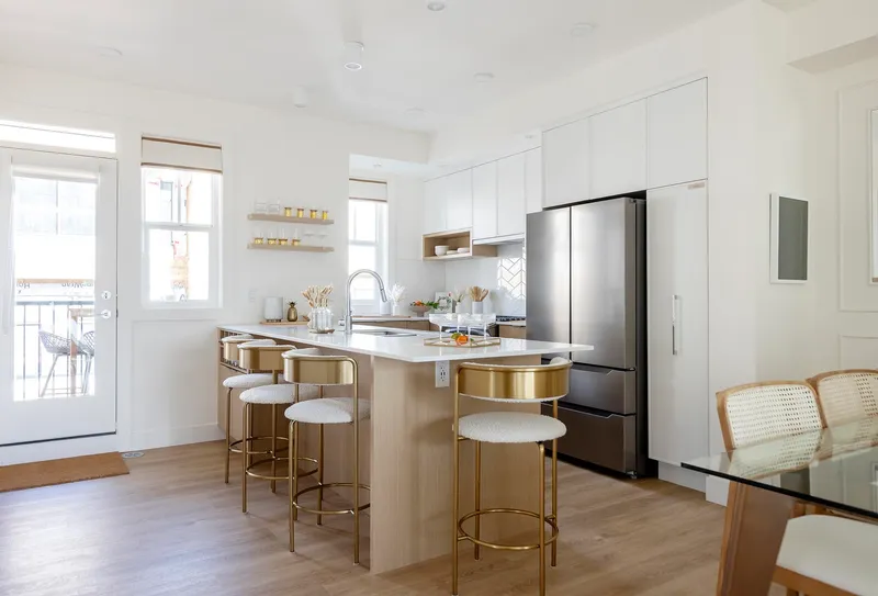 148 2350 165 STREET - photo 3 of 14