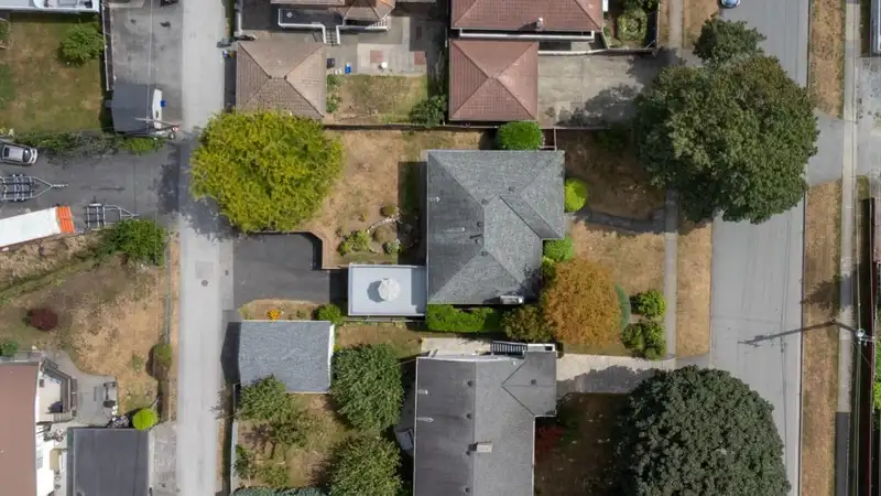 5947 BRYANT STREET - photo 3 of 37