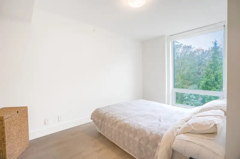412 680 SEYLYNN CRESCENT - photo 4 of 20