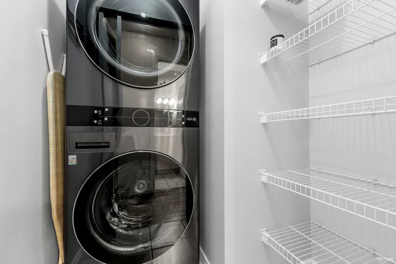 260 13020 NO. 2 ROAD - photo 4 of 14