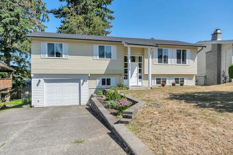 3838 CHADSEY CRESCENT - photo 1 of 25