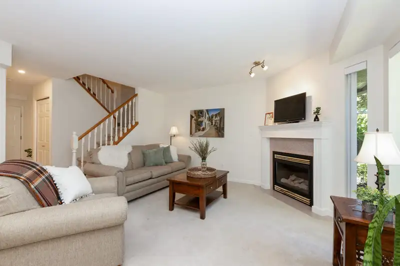 66 22740 116 AVENUE - photo 4 of 27