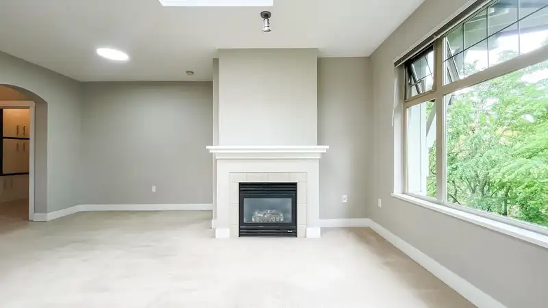 411 2083 W 33RD AVENUE - photo 4 of 23
