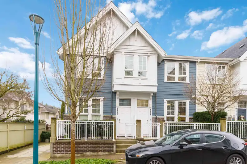 2118 SPRING STREET - photo 1 of 33