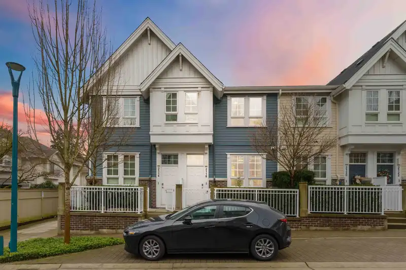 2118 SPRING STREET - photo 4 of 33