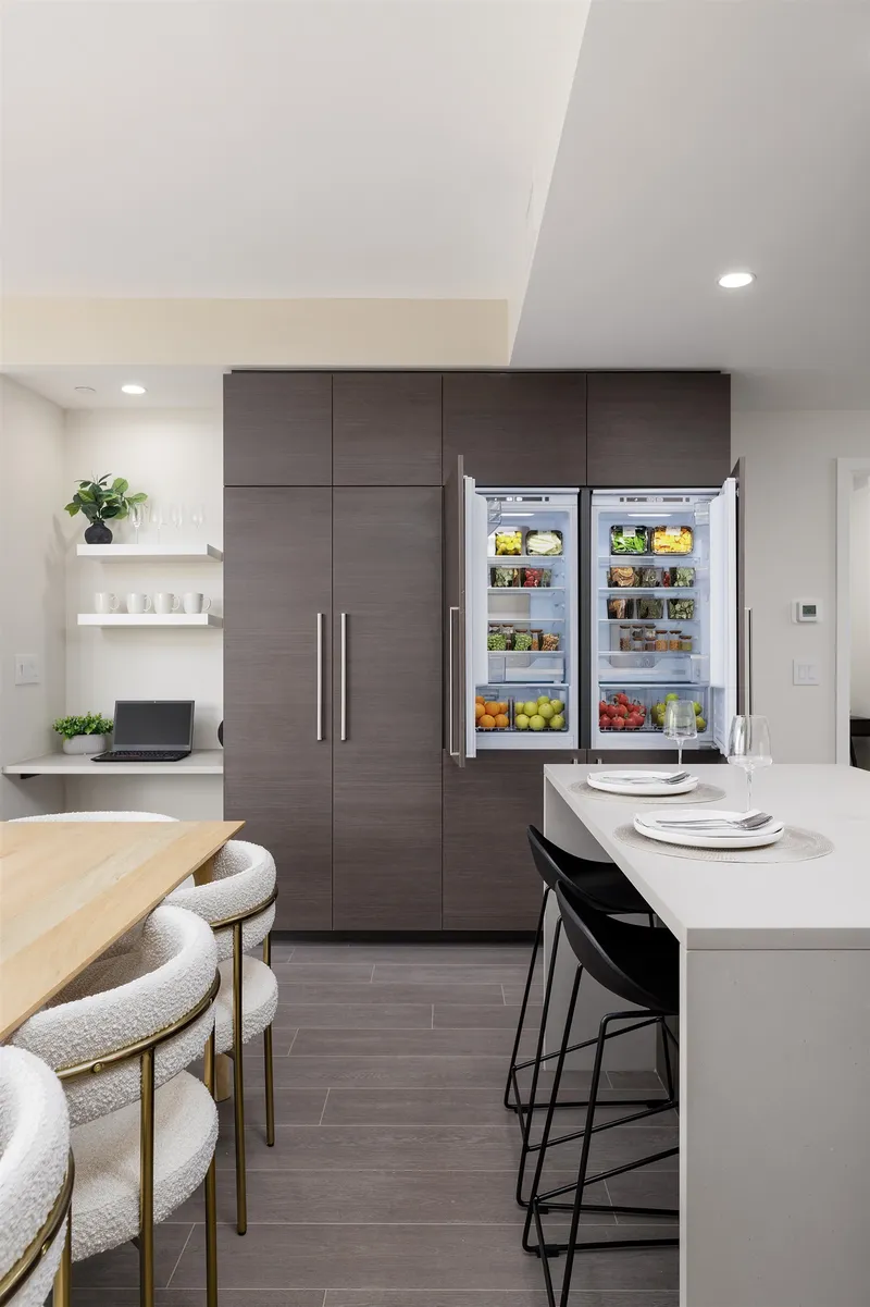 3801 2108 GILMORE AVENUE - photo 3 of 22