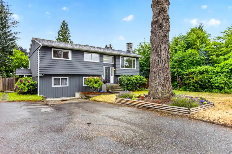 20800 CAMWOOD AVENUE - photo 1 of 40