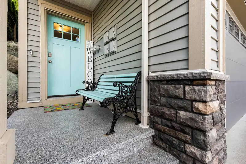 2 5257 MARKEL DRIVE - photo 3 of 39
