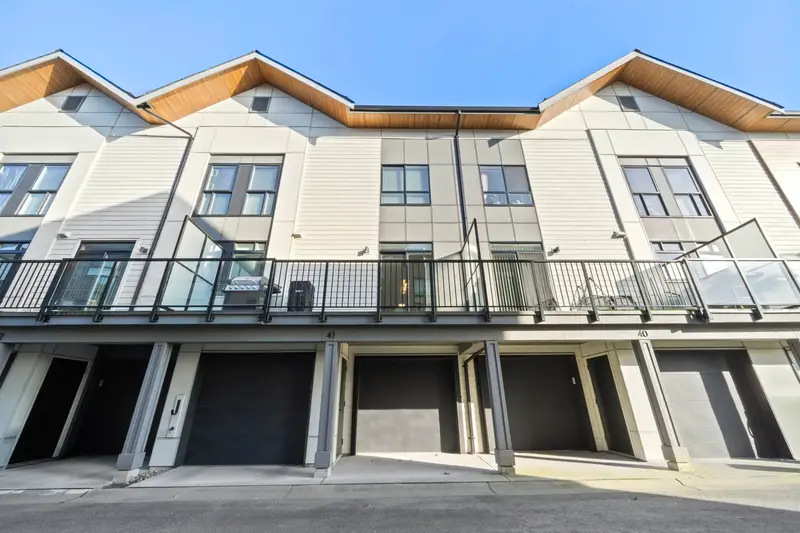 41 15151 EDMUND DRIVE - photo 2 of 25