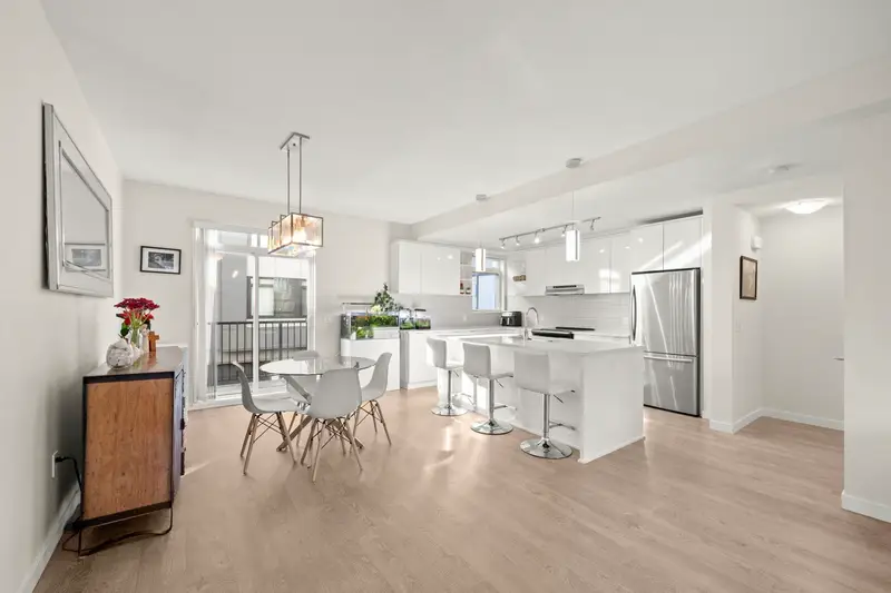 41 15151 EDMUND DRIVE - photo 4 of 25