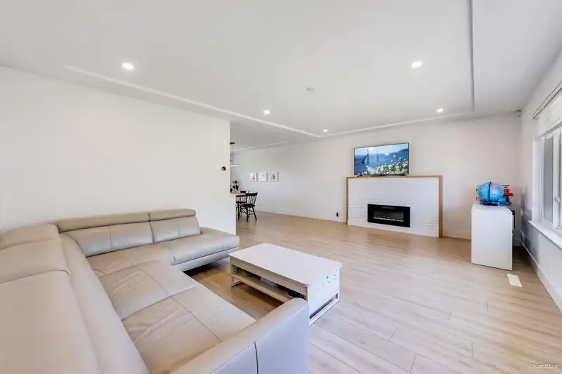 6176 DENBIGH AVENUE - photo 3 of 16