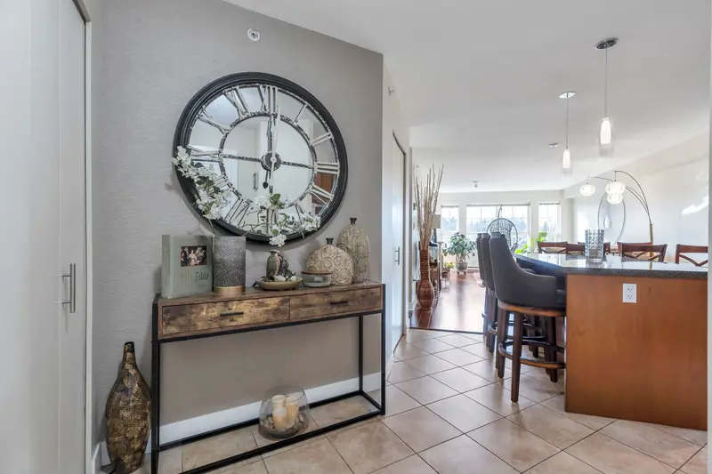 414 19677 MEADOW GARDENS WAY - photo 4 of 25