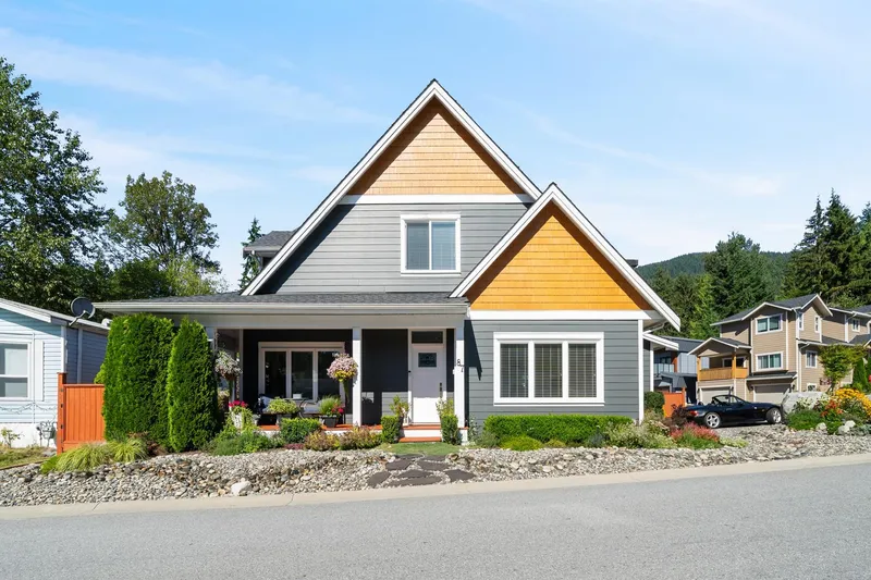 87 3295 SUNNYSIDE ROAD - photo 3 of 25