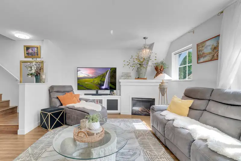 108 15175 62A AVENUE - photo 1 of 39