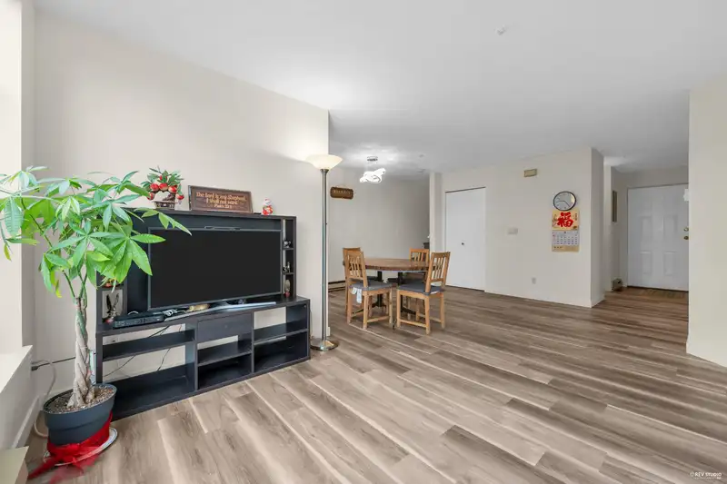 363 8333 JONES ROAD - photo 4 of 31