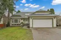 885 164 STREET - thumbnail 1