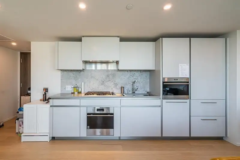2201 889 PACIFIC STREET - photo 4 of 18