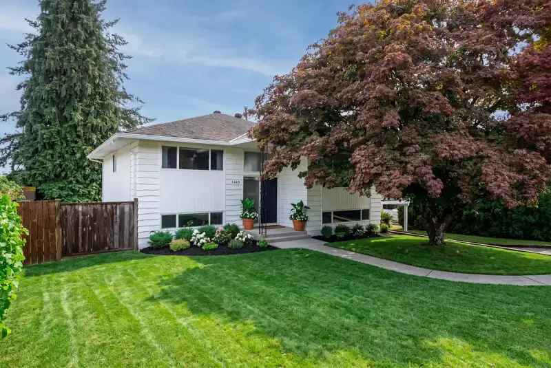 1410 DANSEY AVENUE - photo 1 of 40