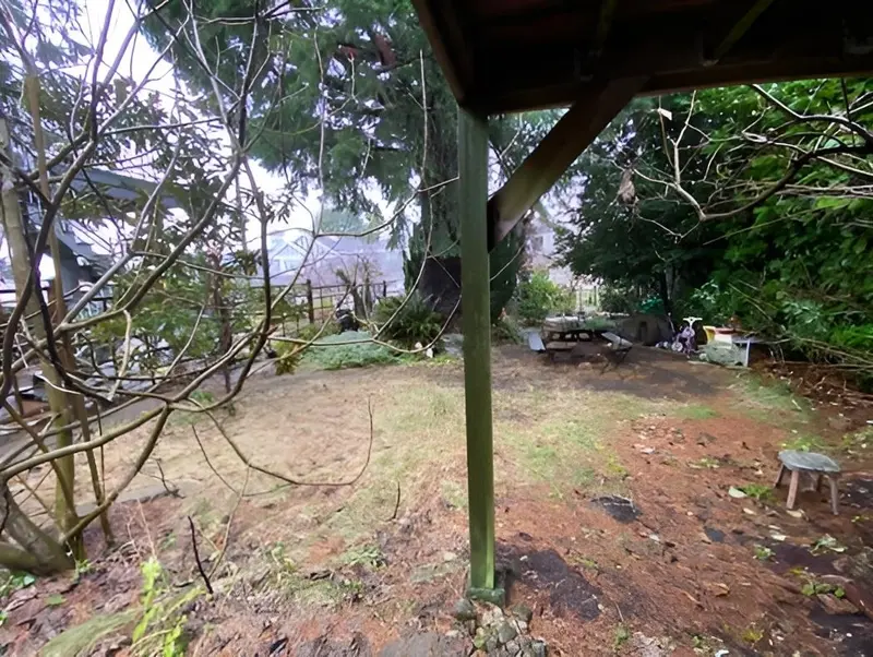 8479 SELKIRK STREET - photo 2 of 5