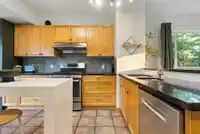 261 E 4TH STREET - thumbnail 12