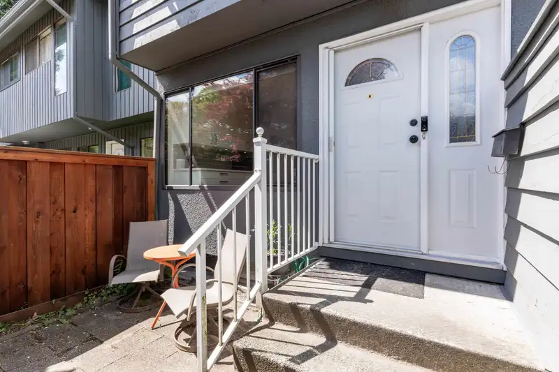 4575 GARDEN GROVE DRIVE - photo 2 of 39