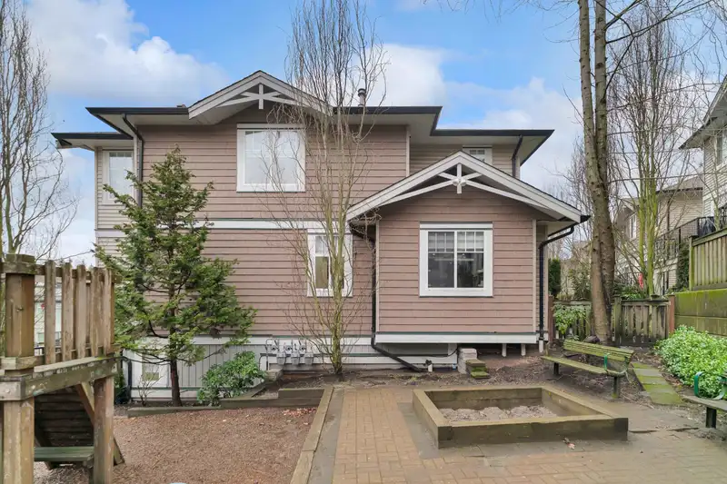 95 14356 63A AVENUE - photo 3 of 24