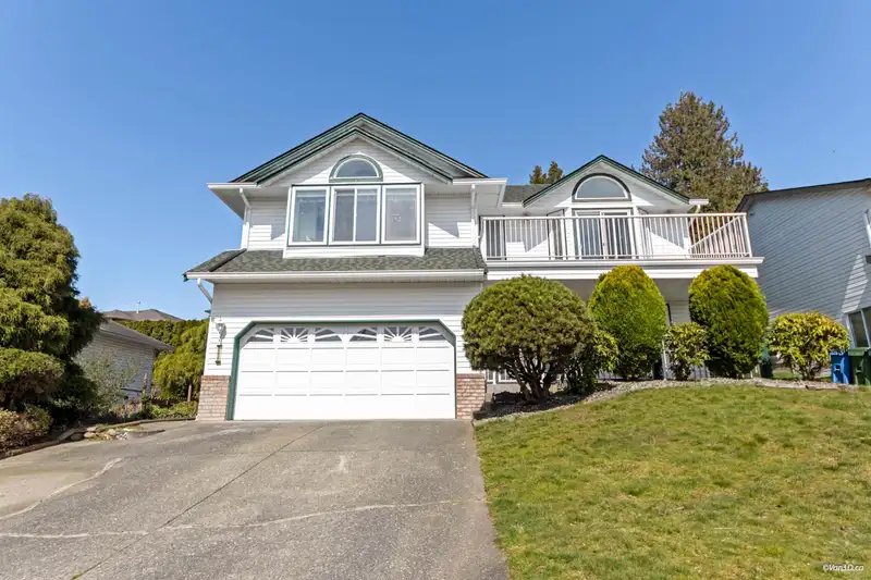 34631 BALDWIN ROAD - photo 1 of 40