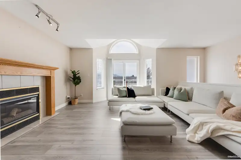 34631 BALDWIN ROAD - photo 3 of 40