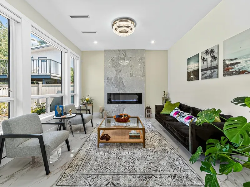 11800 KING ROAD - photo 3 of 24