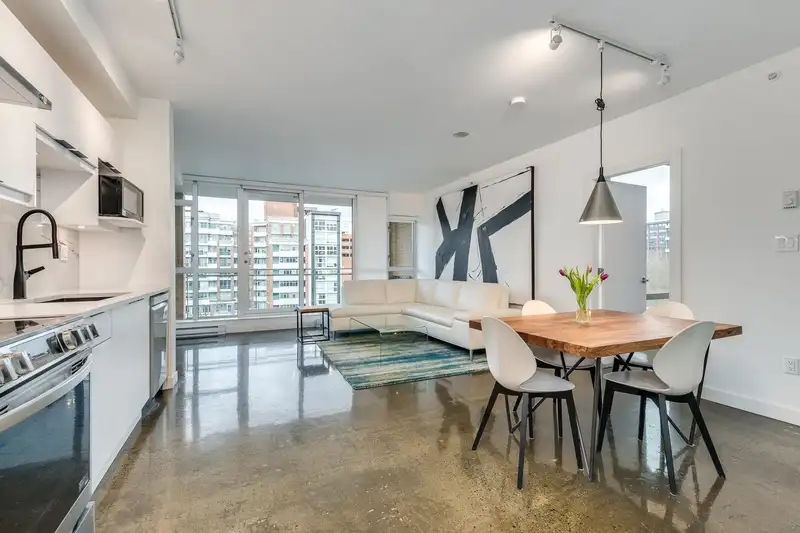 714 221 UNION STREET - photo 1 of 26